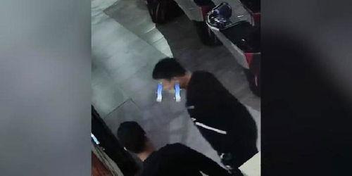 来宾吃瓜群众事件视频播放,一场网络视频引发的全民热议