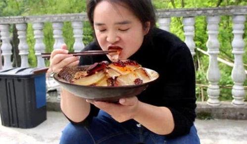 阿朵最新吃瓜视频,揭秘娱乐圈幕后真相