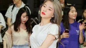 吃瓜小姐姐跳舞视频在线观看,在线观看燃爆夏日！