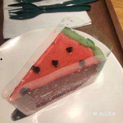 吃小瓜蛋糕的视频大全图片,甜蜜诱惑，尽享美味时光